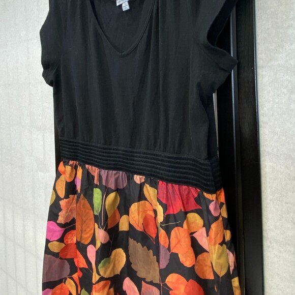 Isaac Mizrahi Leaf Print V Neck Cap Sleeve Elastic Waist Midi Dress Black Orange - Picture 10 of 13